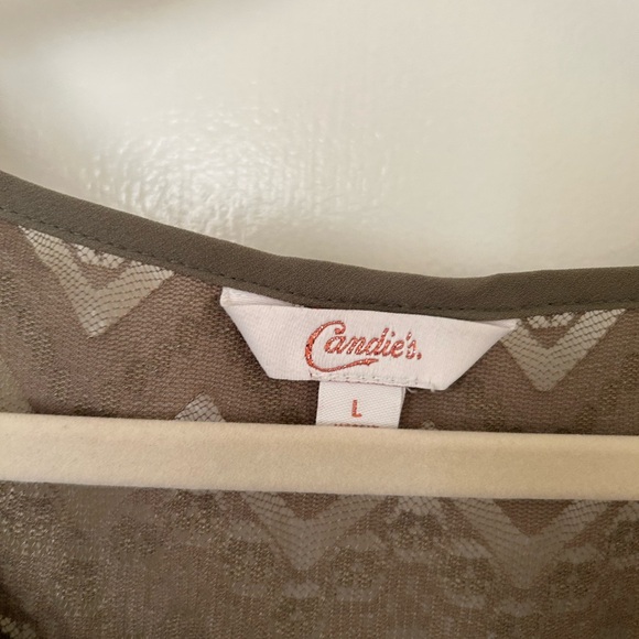 Off the shoulder quarter sleeve blouse - Picture 3 of 4